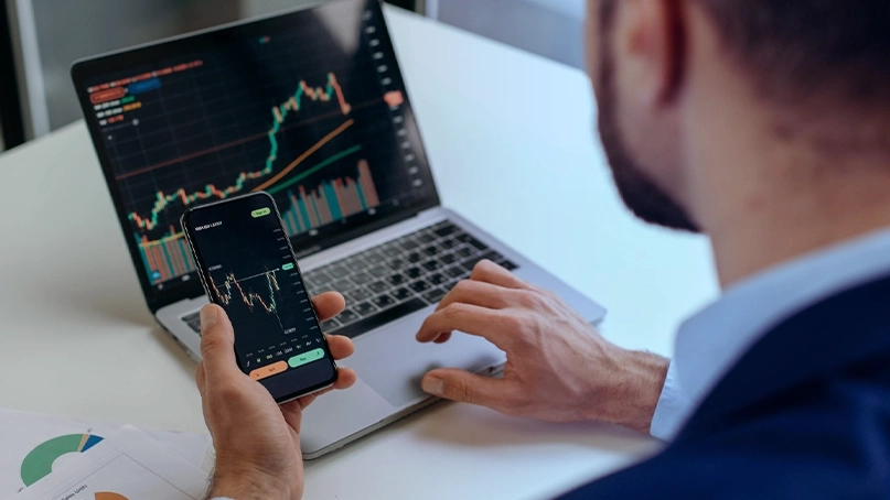 Dexaro Ulix KI-Handelsdashboard